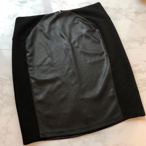 Forever 21 Faux Leather Panel Skirt Black
